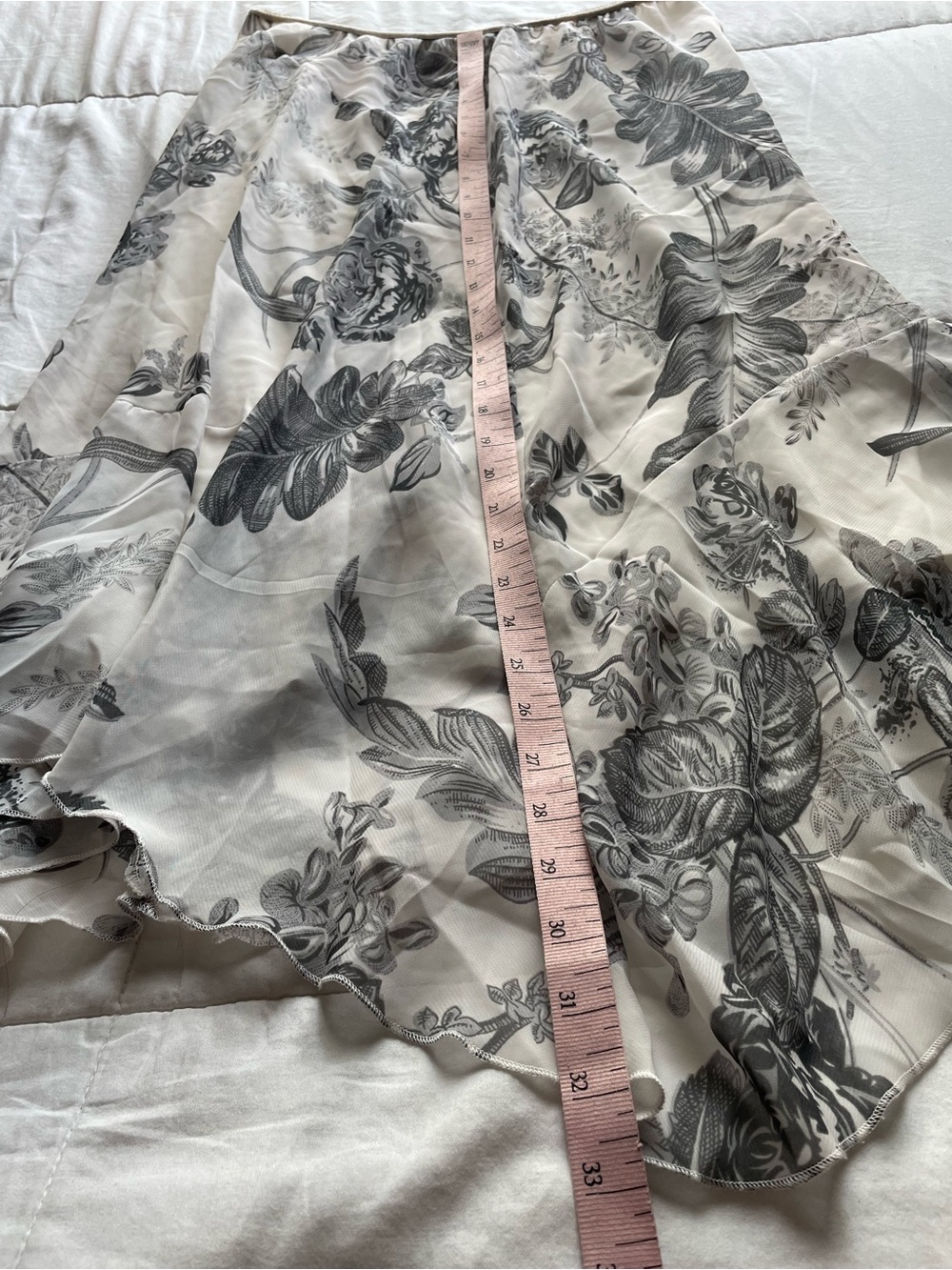 Vintage White Grey Floral Asymmetric Hem Slip Skirt Large Fairycore Whimsical - Picture 7 of 7